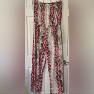 Sew in Love NWOT Strapless Pink & Black Snake Skin Print Jumpsuit Boutique